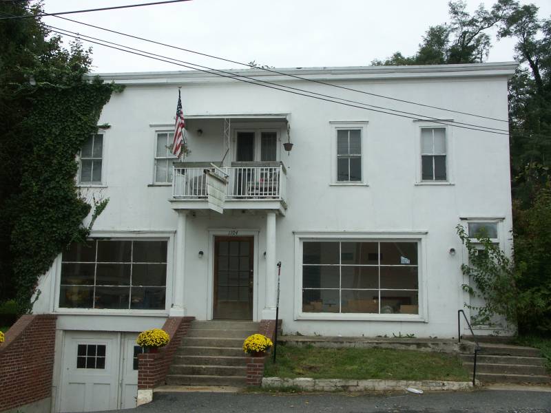 Idle
              Hour Theatre Darliington Md